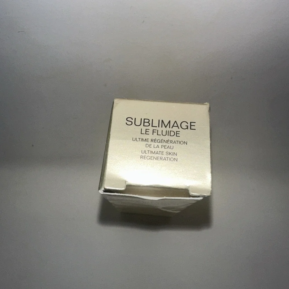 CHANEL Sublimage Le Fluide Soin Anti-Age Regeneration 5 ml .17 fl oz/ Luxury NIB